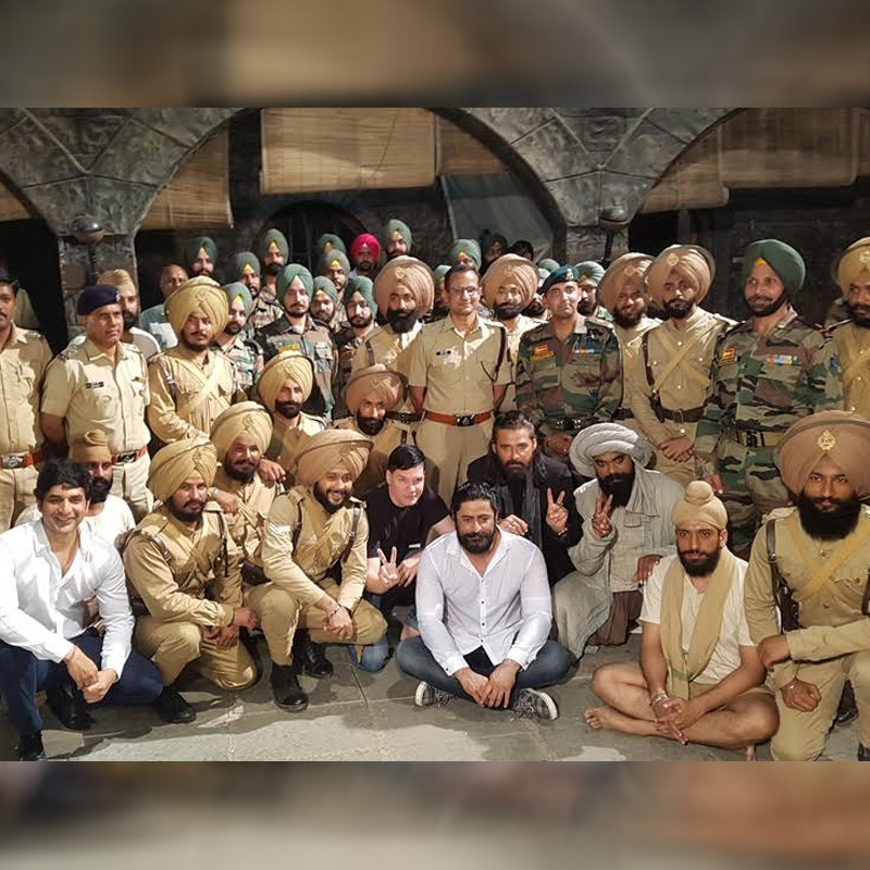 Cast & crew of 21 sarfarosh: saragarhi 1897 celebrate army day with the 7th Battalion of sikh regiment of the indian army
