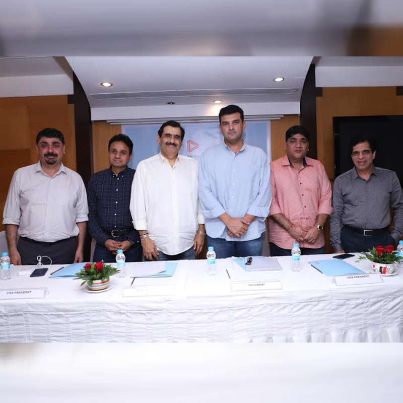 Siddharth Roy Kapur unanimously re-elected as the President of the Producers Guild of India, at its 64th Annual General Meeting held on 28th September in Mumbai.