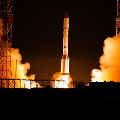 Eutelsat 9B satellite soars into space