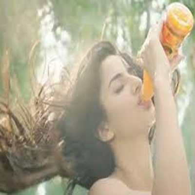 Slice launches “Iske Samne Sab Pheeka Padh Jayega” campaign