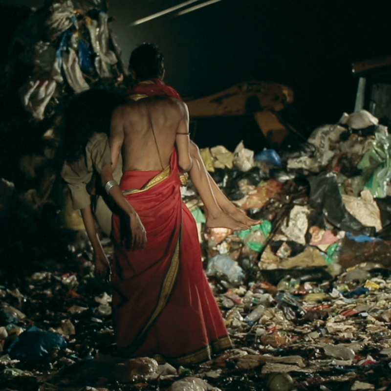 Wide sales picks worldwide rights to panorama title Garbage