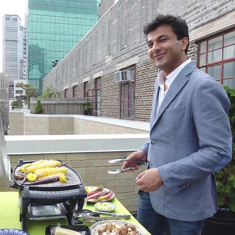 Chef Vikas Khanna takes viewers on a personal tour with ‘Twist of Taste’ in America