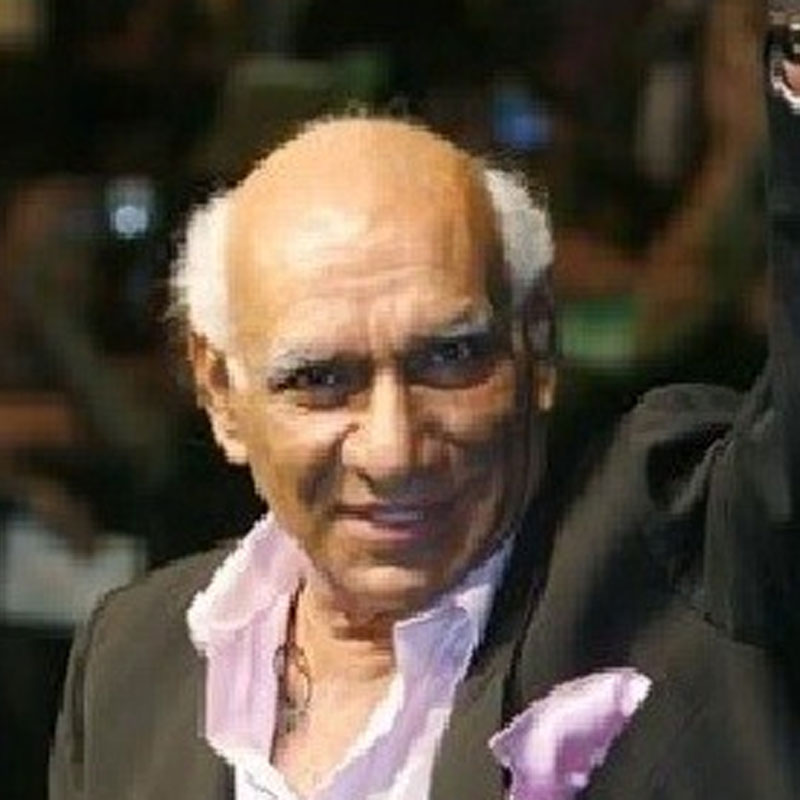 VP, PM condole passing away of Yash Chopra