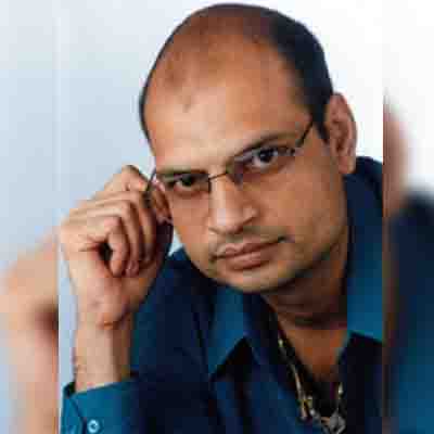 “Nobody writes dailies by choice” : scriptwriter Irshad Kamil