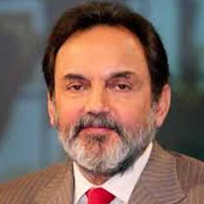 Roy set to launch independent English, Hindi news channels?